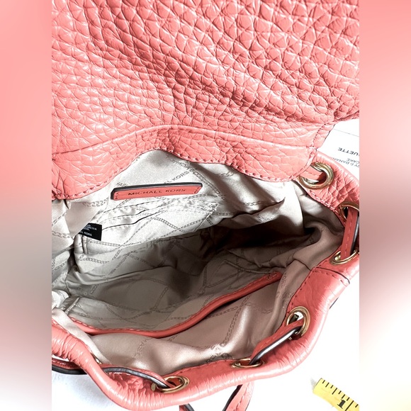🌸 MICHAEL KORS VIV EXTRA SMALL CONVERTIBLE PEBBLE LEATHER ZIP BACKPACK 🎒 - Picture 7 of 12